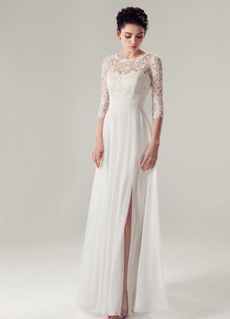 Біле весільне плаття А-силуету з мереживом